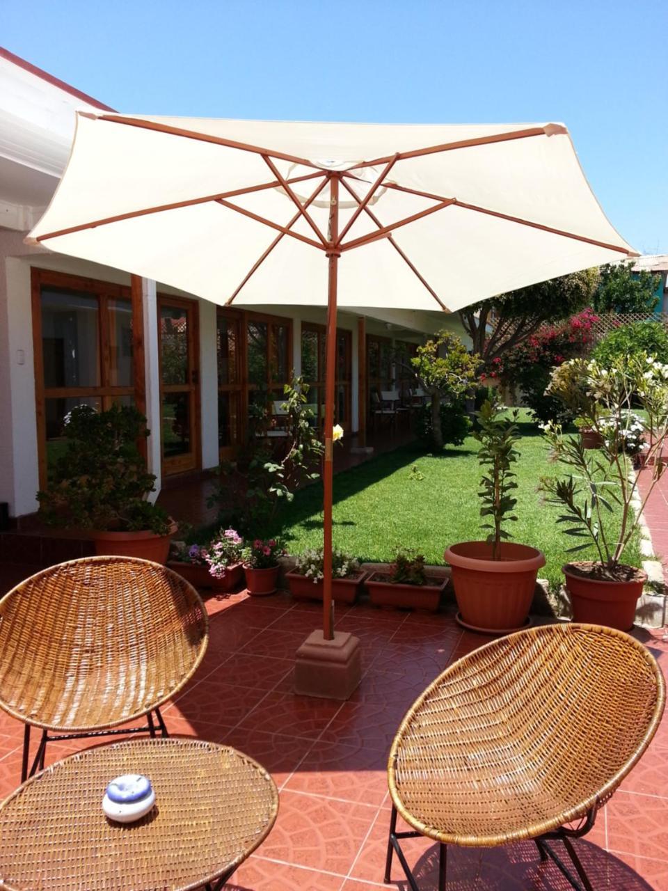 La Sombra Del Viento Bed & Breakfast La Serena Exterior photo